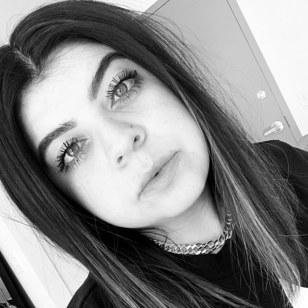 Meet your Posher, Ana